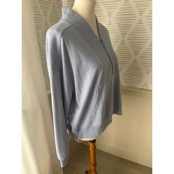 Travis Mathew Women’s Large Heather Blue Bristol Half Zip Pullover - Picture 7 of 8